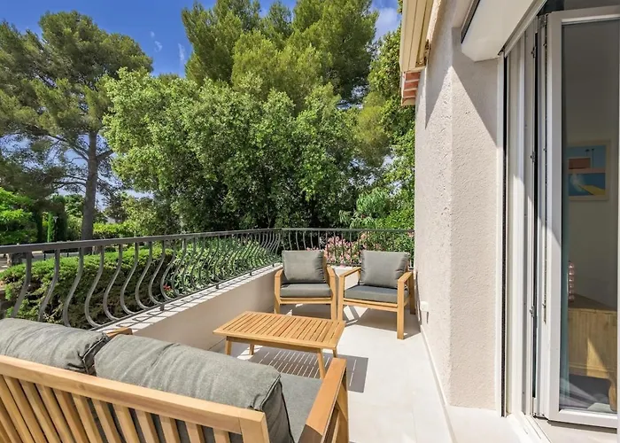 3 - Parking - Clim - Moins De 800m De La Ferienhaus Saint-Raphaël