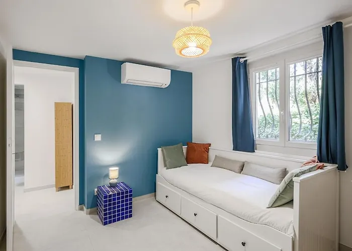 3 - Parking - Clim - Moins De 800m De La *